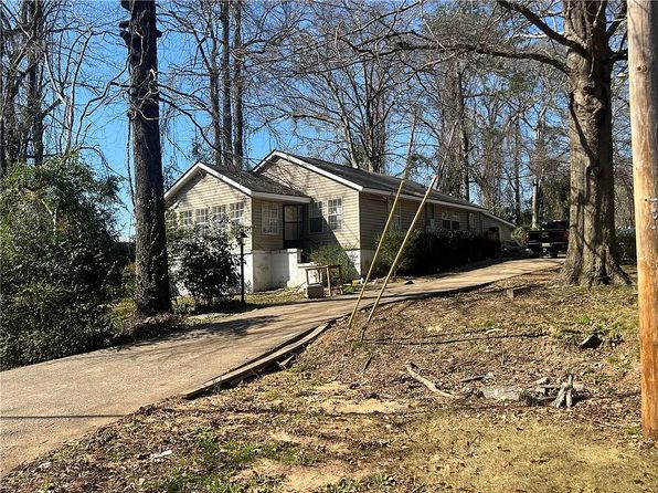 18 Brannon Ave