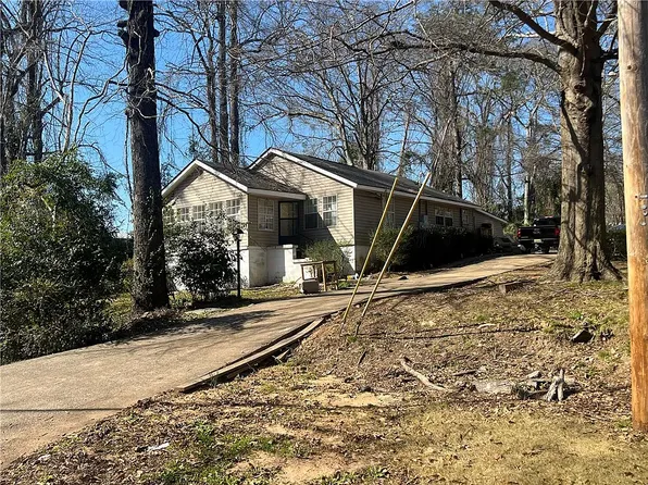 18 Brannon Ave, Opelika, AL 36801