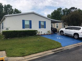 3106 Bending Oak Dr, Plant City, FL 33563
