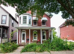 2260 Francis St, Dubuque, IA 52001