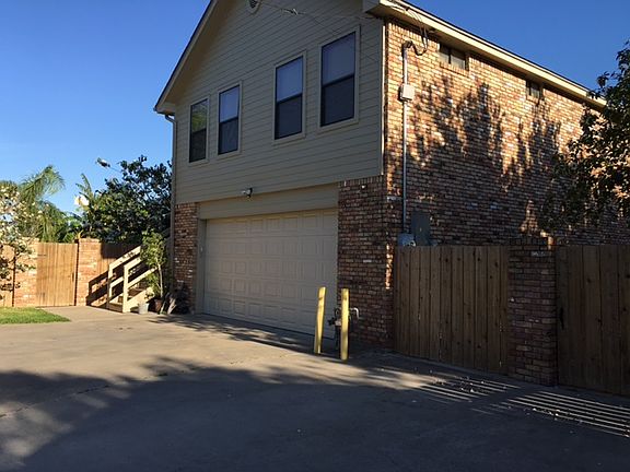 Garage/Apartment