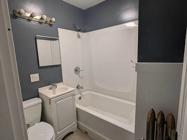 74 Hilton St #1 — Photo 7