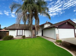 2146 Fernwood Dr, Hanford, CA 93230