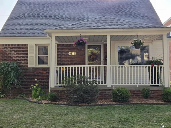 9876 Hubert Ave, Allen Park, MI 48101