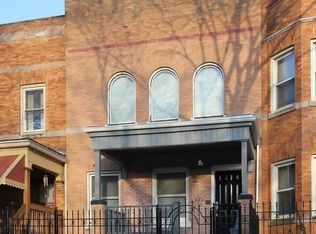 4211 S Prairie Ave, Chicago, IL 60653