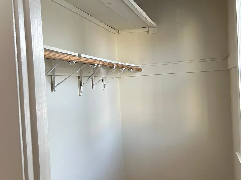 500 Templeton Ave — Photo 14