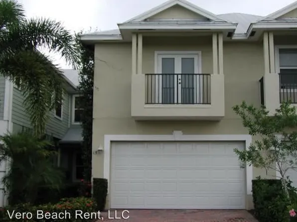 1825 Bridgepointe Cir, Vero Beach, FL 32967