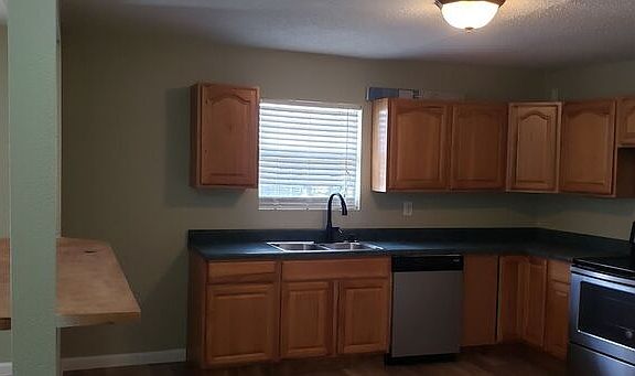 5th image of 6603 Bob Hanger St
