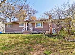 30 McKinley Ave, East Hanover, NJ 07936