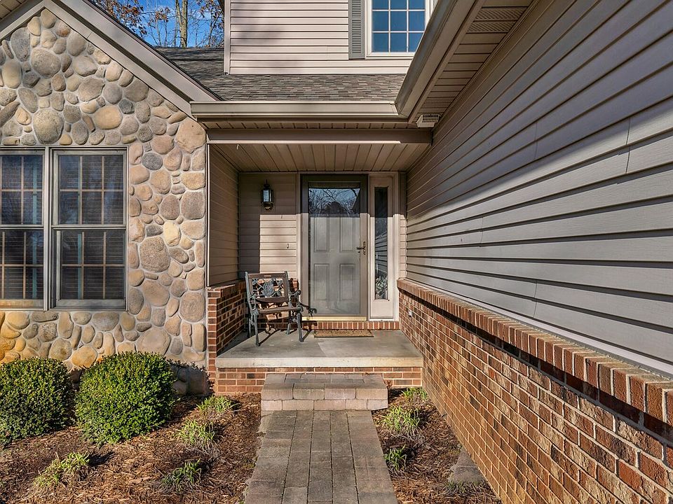 11262 Youngstree Ct, Davisburg, MI 48350 Zillow