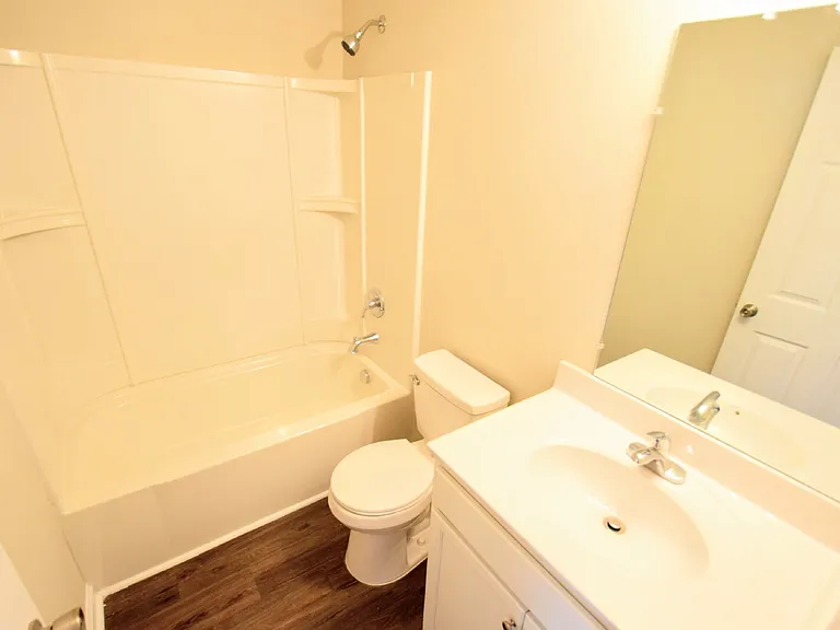 405 Andrews Rd — Photo 14