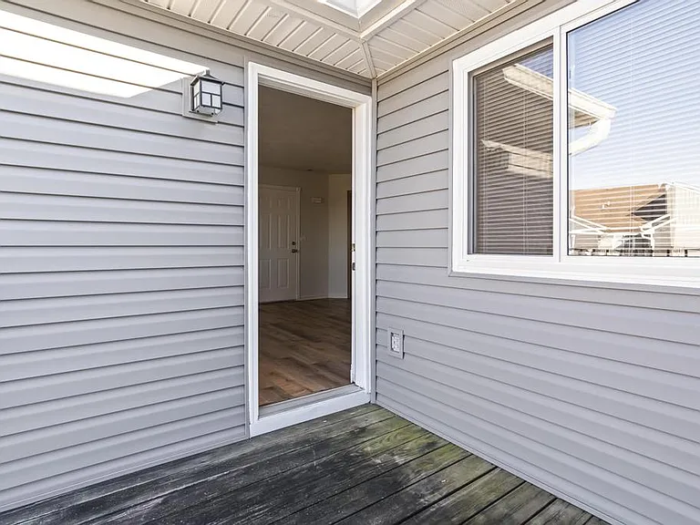 2213 Rockwood Dr — Photo 20