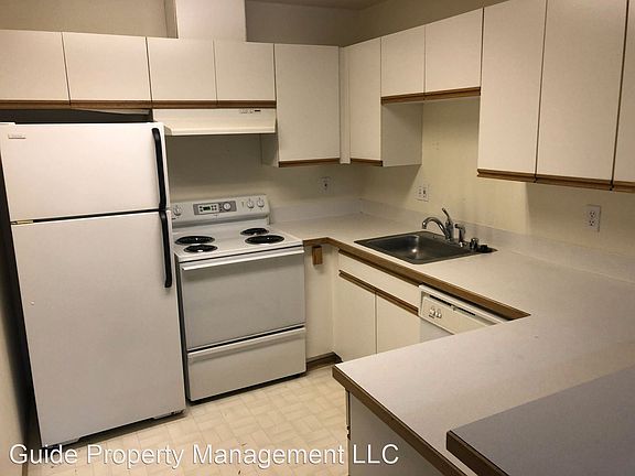 2nd image of 2113 N 107th St APT 302
