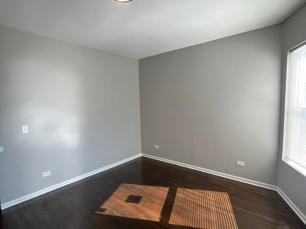 3658 S Indiana Ave APT 2S