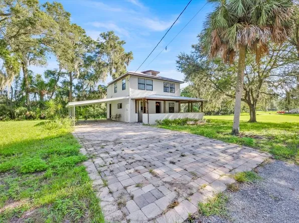 2652 N Woodland Blvd, Deland, FL 32720