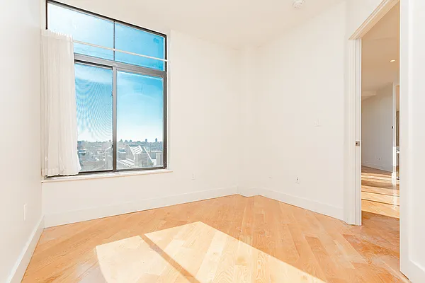 Rented by MySpaceNYC | media 45