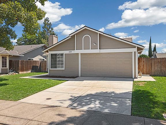 2nd image of 1504 Capitola Cir