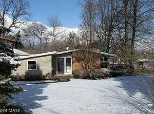 3015 Pine Spring Rd, Falls Church, VA 22042