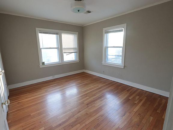 Bedroom #1 with 2 closets (12ftx14ft)