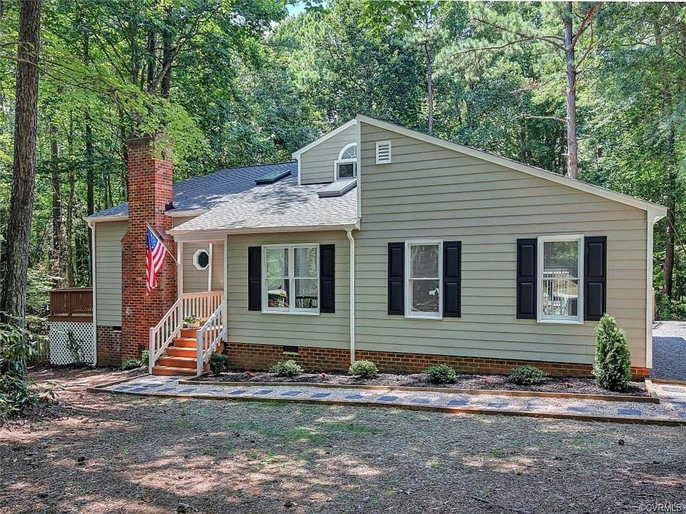 1st image of 601 Butterwood Ct