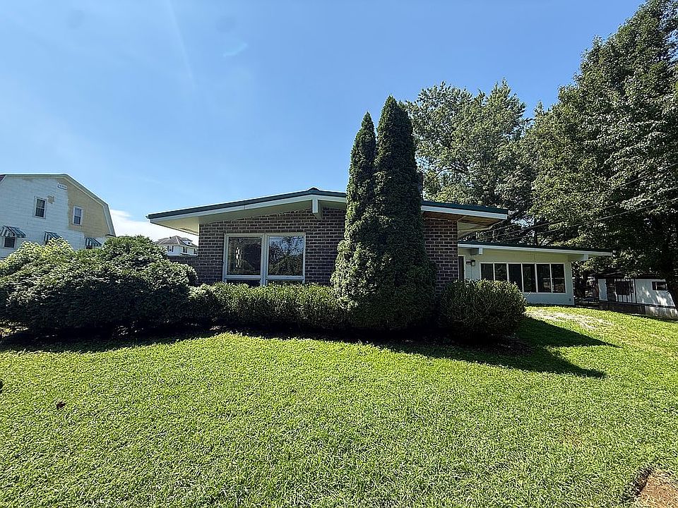 1st image of 106 Florida St