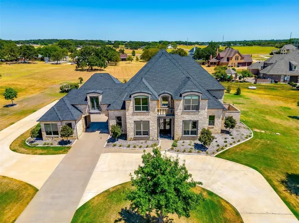 1611 Taylor Bridge Ct, Burleson, TX 76028
