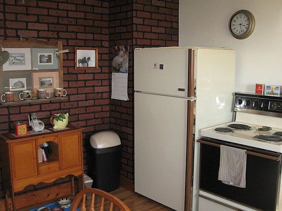 Kitchen Appliances Included