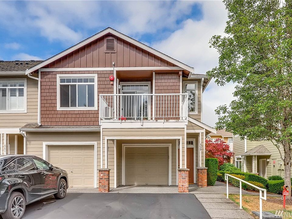 1st image of 557 241st Ln SE