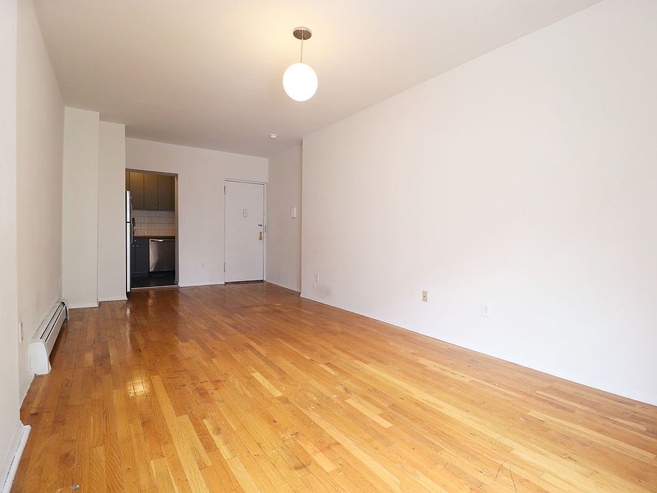 1st image of 230 W 116th St #3E