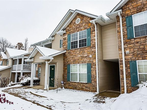 2nd image of 14825 Lenox Dr #225