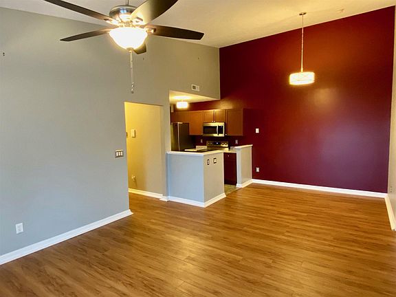 5th image of 660 Friars Ln APT 11