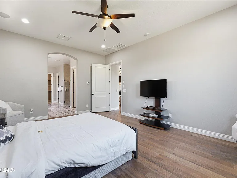 4254 E Valencia Dr — Photo 25