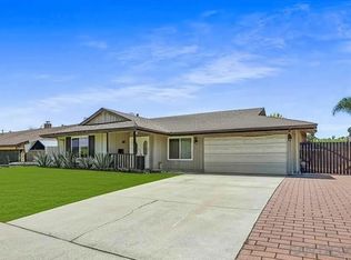 1561 Oak Hill Dr, Escondido, CA 92027