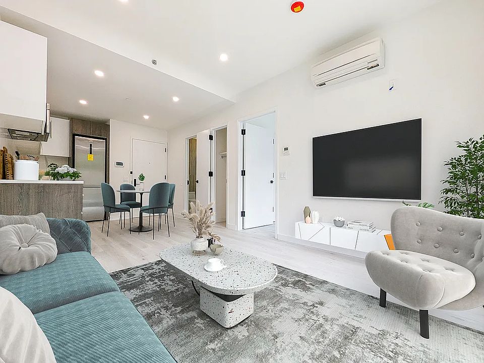 1st image of 388 Vernon Ave #505