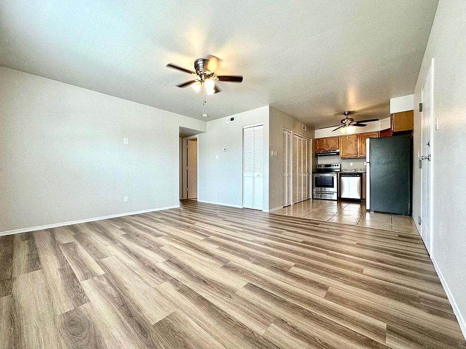 1st image of 9441 Green Park Gardens Dr #A