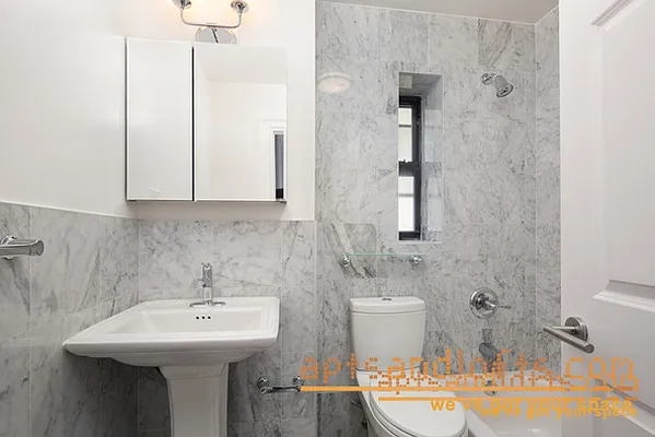 Rented by aptsandlofts.com | media 12