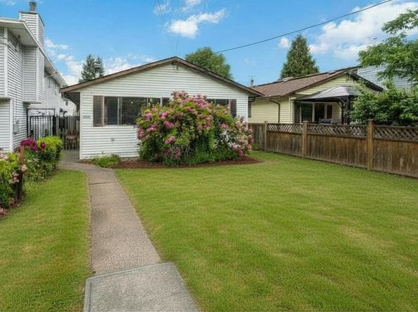 1955 Coquitlam Ave, Pt Coquitlam, BC V3B 1J2