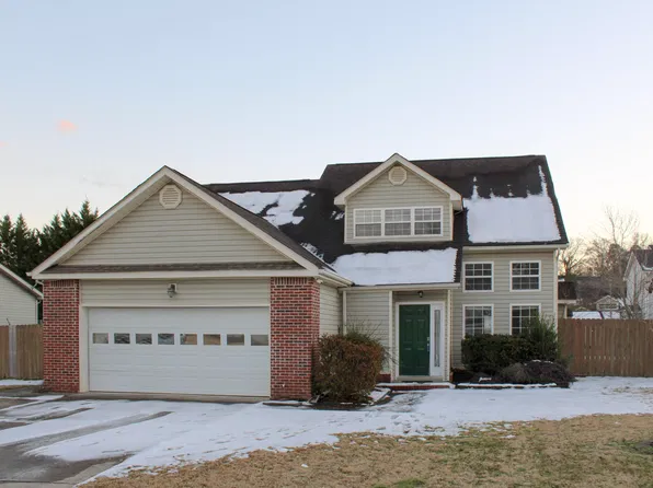 1276 Chase Meadows Cir, Hixson, TN 37343