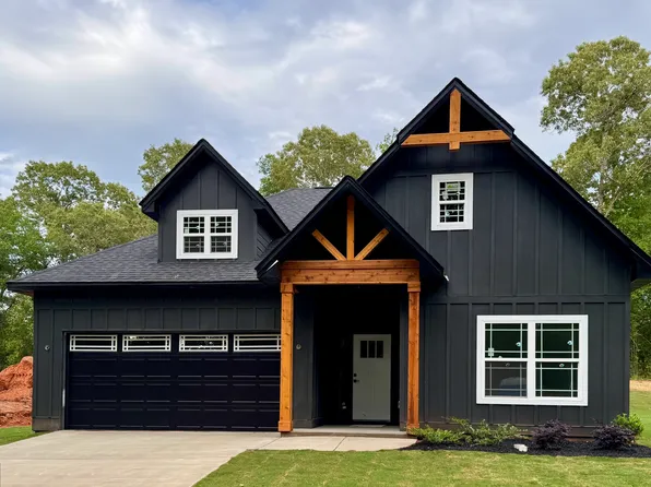 114 Friar Tuck Ave, Warner Robins, GA 31088