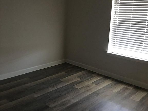 3rd image of 1500 Johnson Ave #227