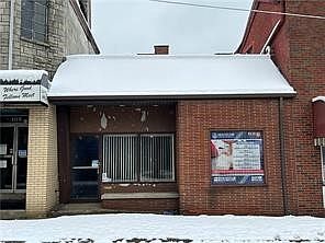 2nd image of 107 E North St #106-N-&