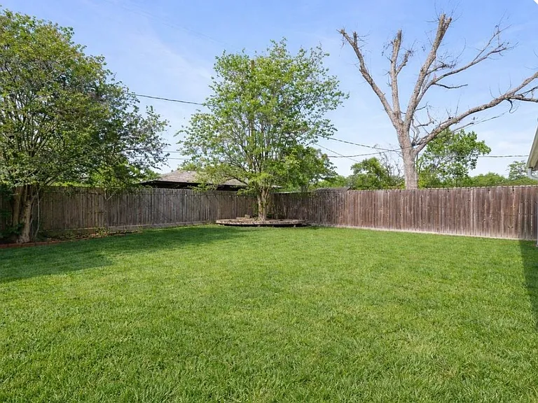 5642 Cartagena St — Photo 37