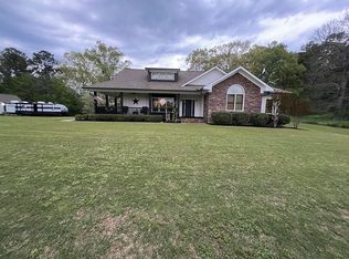 26 David Rd, Cartersville, GA 30121