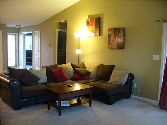 2nd image of 7212 Bracken Ln