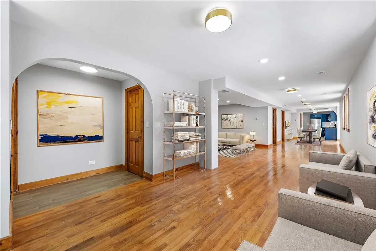 2 bed, 1400 sqft, $2,895 — Photo 2