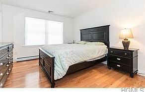 4th image of 16 Southfield Ave