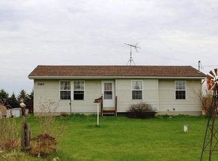 15489 Bird Rd, Linden, MI 48451