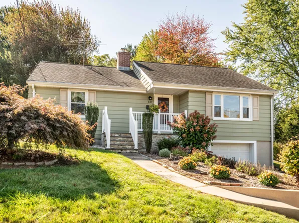 137 Superior Avenue, Newington, CT 06111
