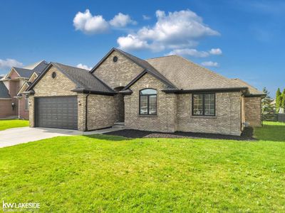 45431 Pentwater Dr, Macomb, MI, 48044