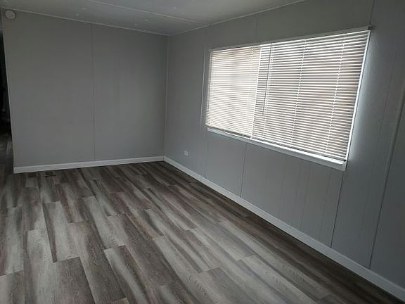 4th image of 1624 Palm St Unit 309